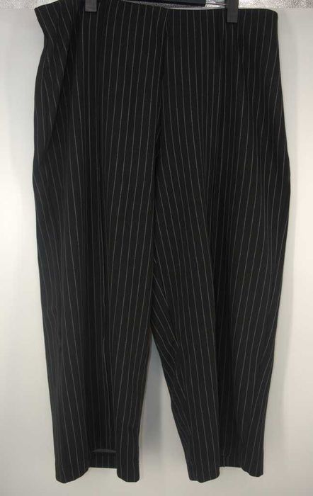 Elastyczne spodnie na gumce Bodyflirt 52/54