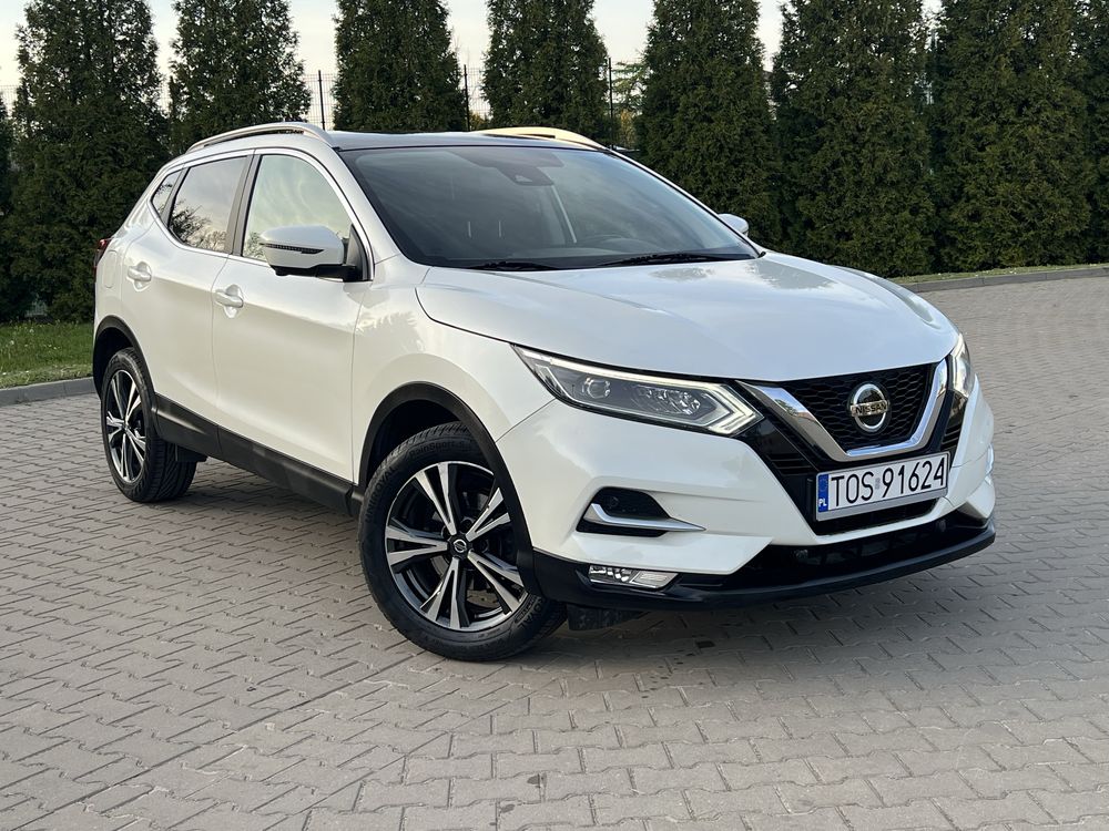 Nissan Qashqai_N-Conecta_Kamery 360_Radar_Czytnik znaków_Navi_Tekna