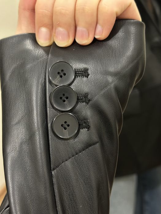 Шкіряний піджак чорний zara