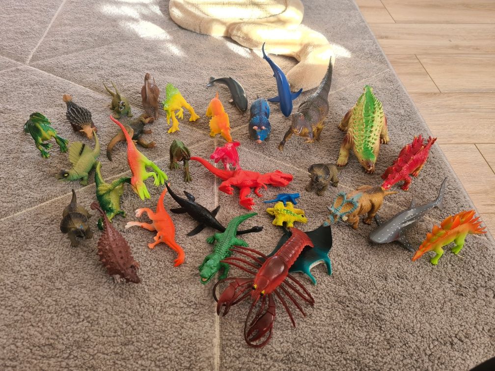 Zestaw dinozaurów dinozaury zwierzątka