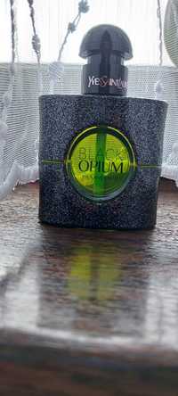 Yves Saint Laurent Black Opium edp 30ml
woda perfumowana
Black Opium
w