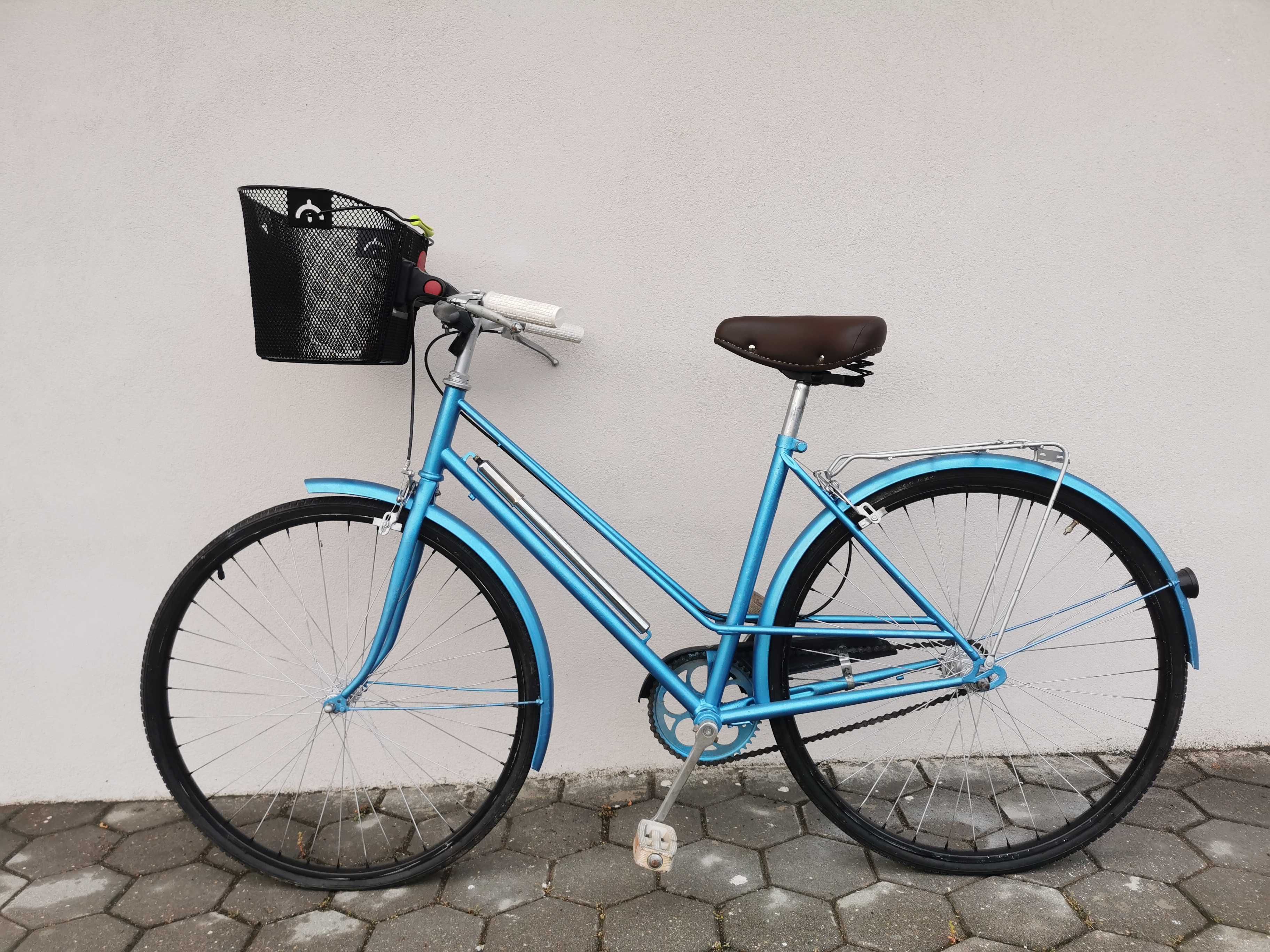 Bicicleta Pasteleira Azul Totalmente Reparada