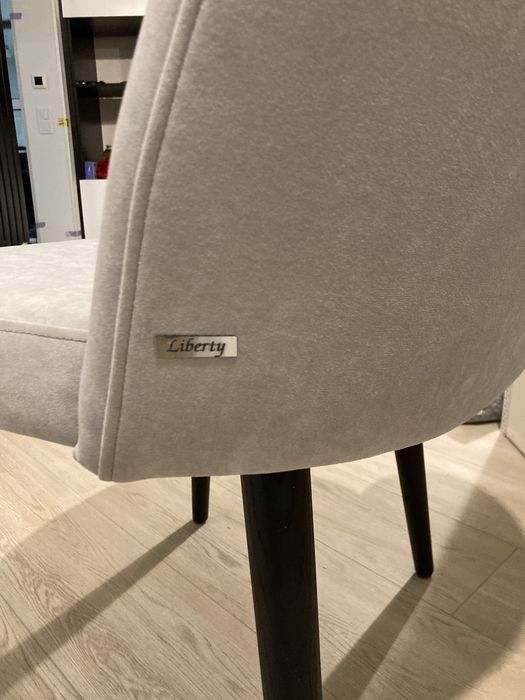 Стільці, крісла для кухні