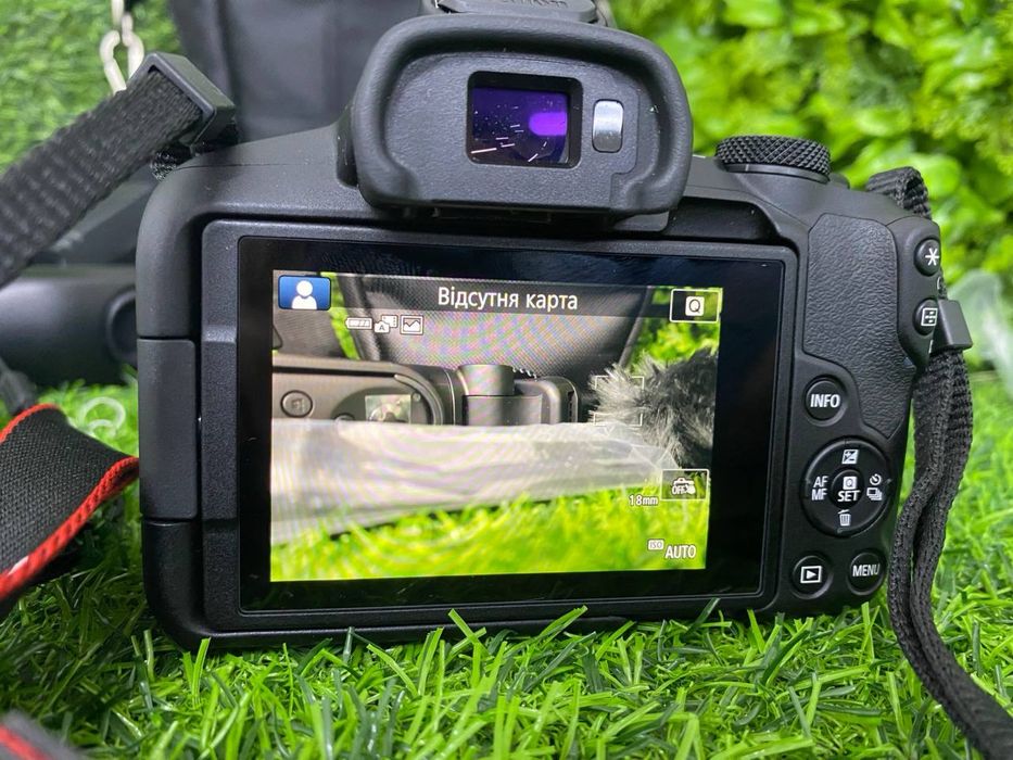 Canon eos r50 18-45mm + br-e1 + dm-e10