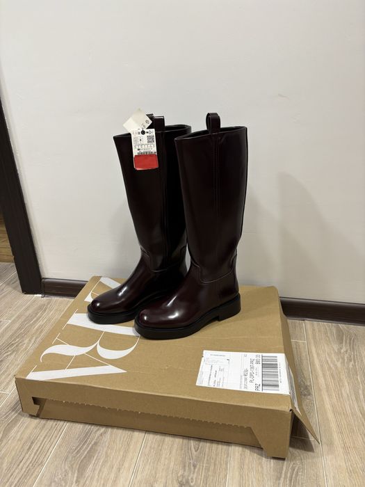 Високі чоботи ZARA