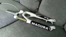 Widelec- amortyzator Magura TS8R 100mm 26 cali