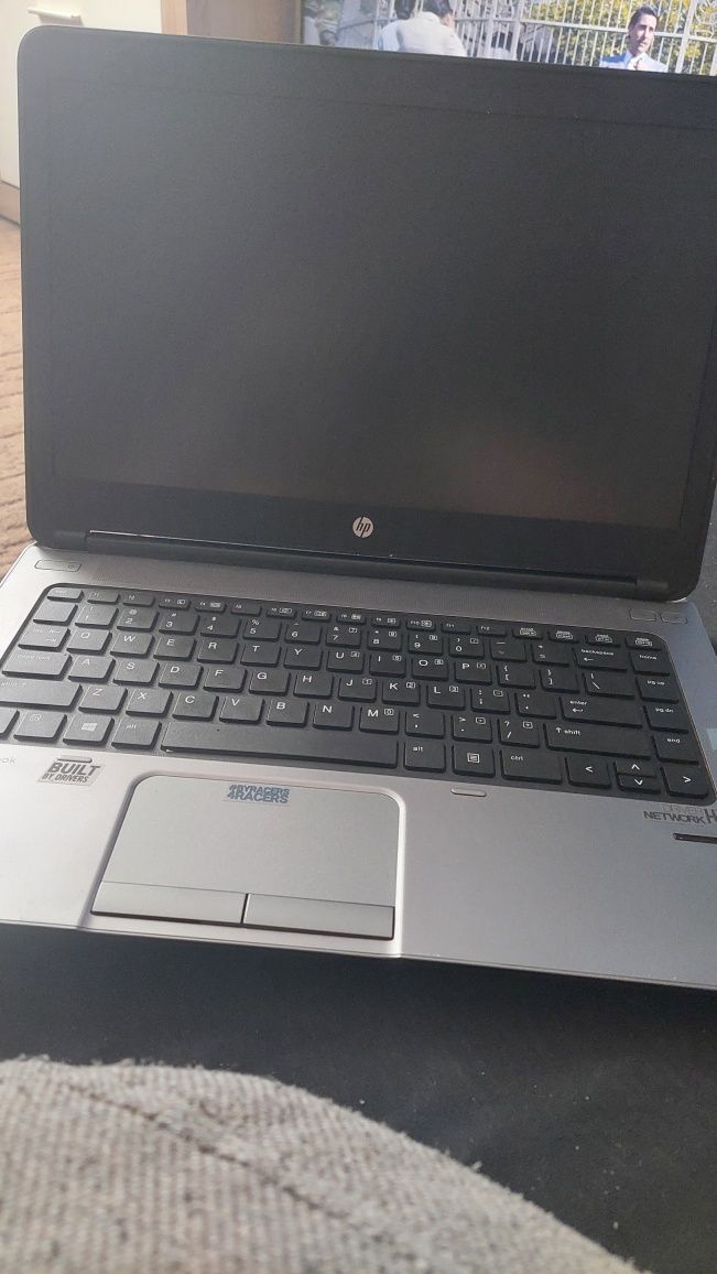 HP ProBook 640 g1, 2 ladowarki i stacja dokująca na konsolę do gier