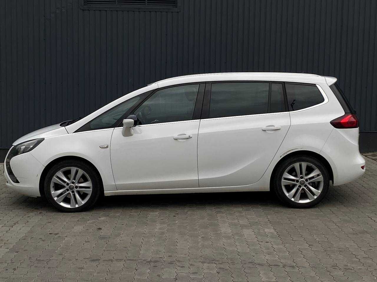 Opel Zafira Tourer 2014