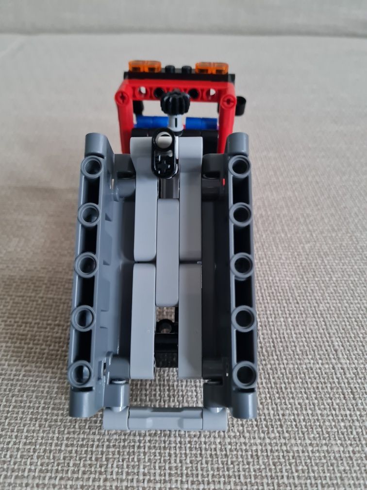 Lego Technic 42084 (2 w 1 )