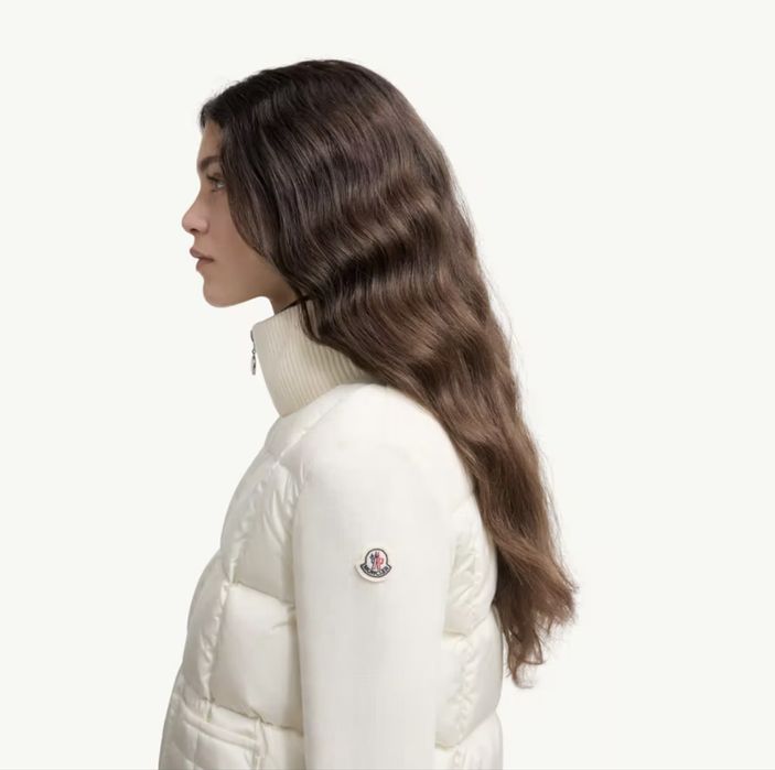 Курточка moncler