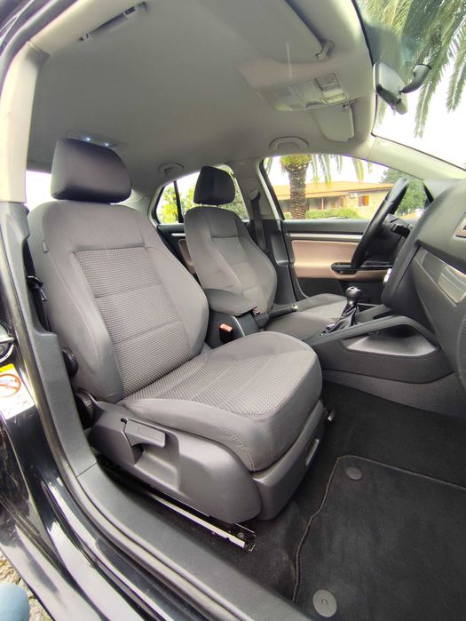 VW Golf/Jetta 1.6 Tdi 105 Cv´s - Nacional - Revisão Geral Feita