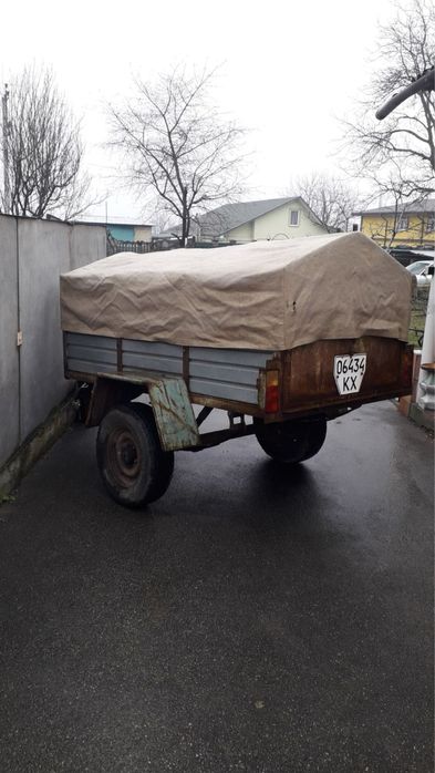 Причіп автомобільний