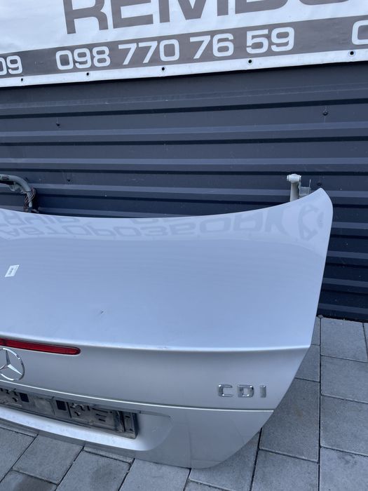 Кришка багажника MB E-class W211