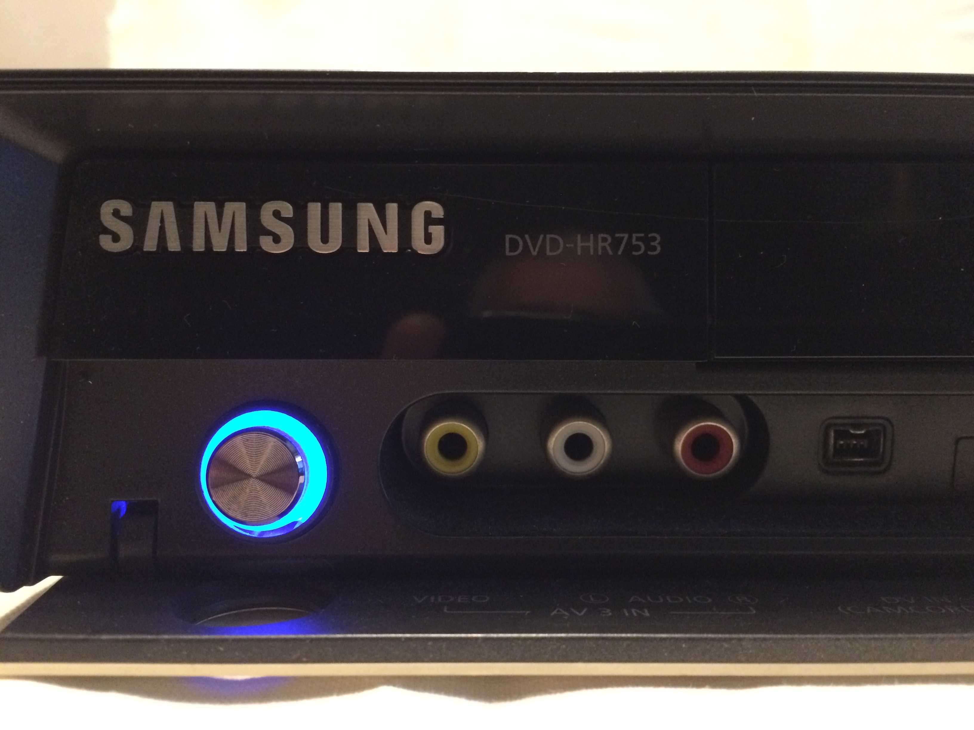 Nagrywarka SAMSUNG  DVD - HR753 z twardym dyskiem 160 GB z pilotem