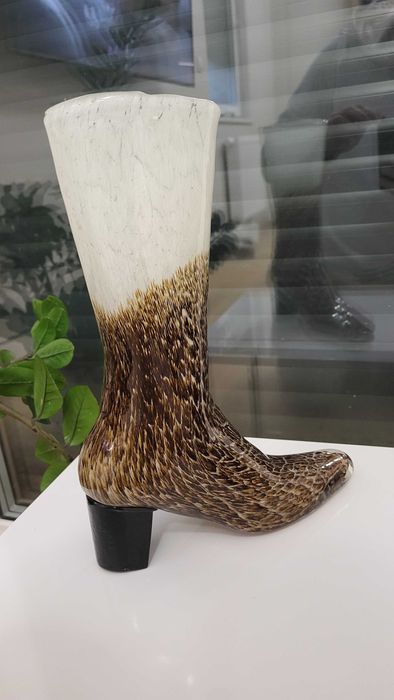 Wazon Murano – artystyczne szkło, ręcznie wykonany, unikatowy kształt