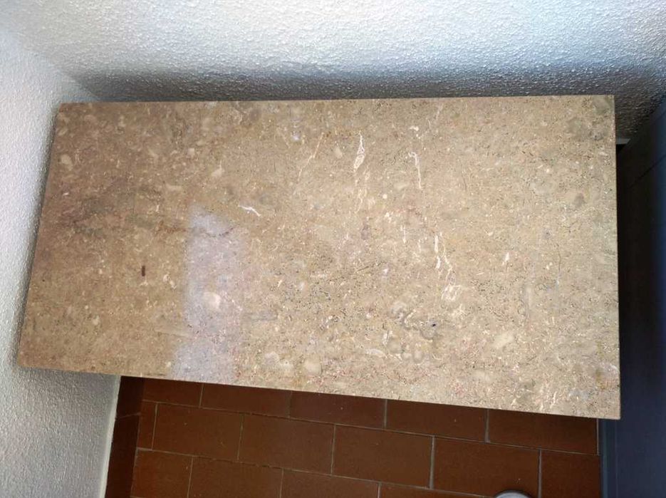 Mesa de Apoio Vintage em Bronze e Mármore de Estremoz