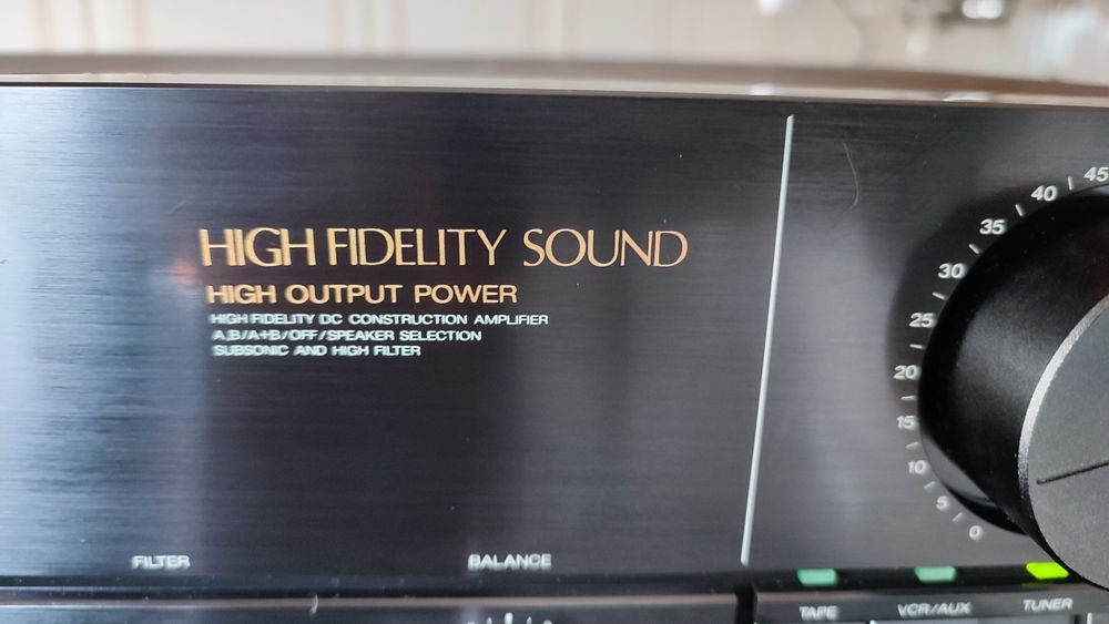 Amplificador AKAI-AM-A535