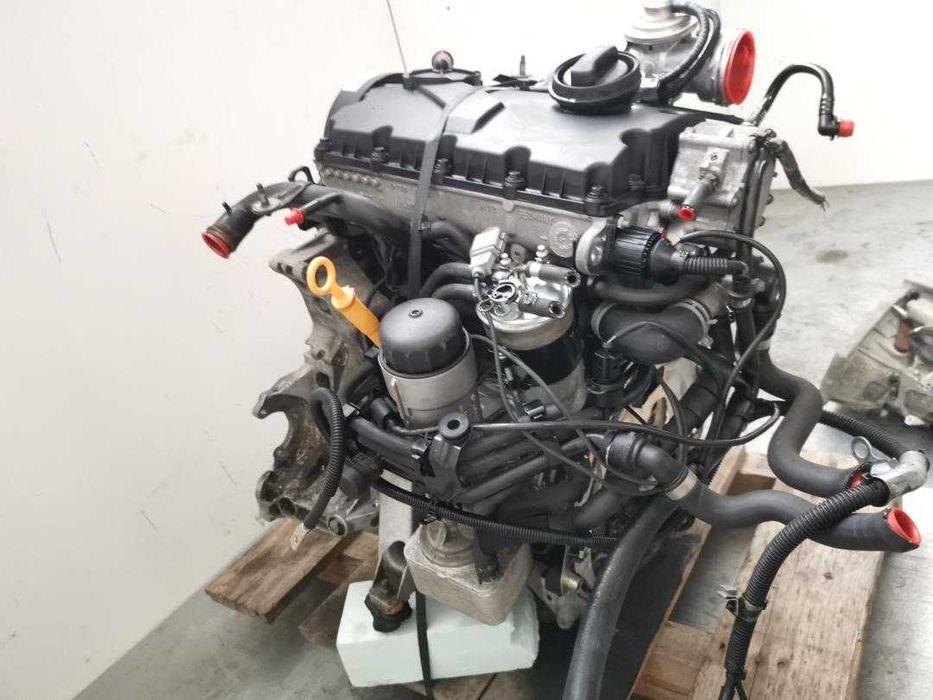 Motor Audi A4 1,9 tdi 130cv     ref: AVF