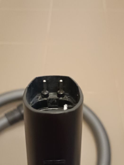 _._ Odkurzacz  Electrolux Ultrasilencer, AEG-wąż, rura, turboszczotka