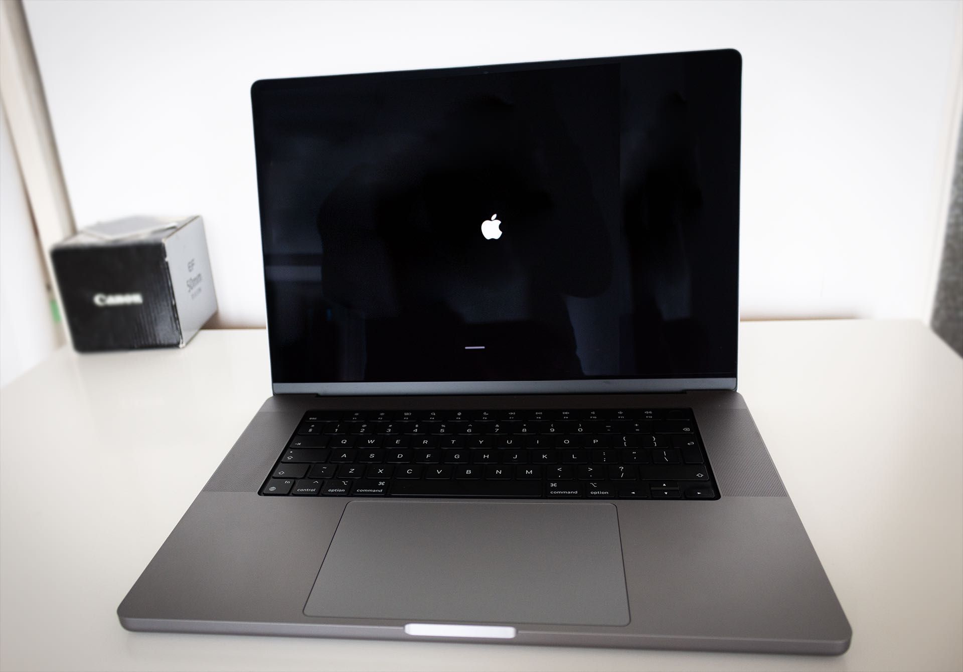 Macbook Pro M1 MAX / 16'' / 64 GB Ram / 32 Core CPU / 1 TB SSD