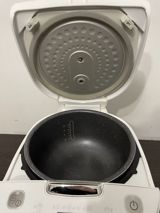 Мультиварка Moulinex MK622132