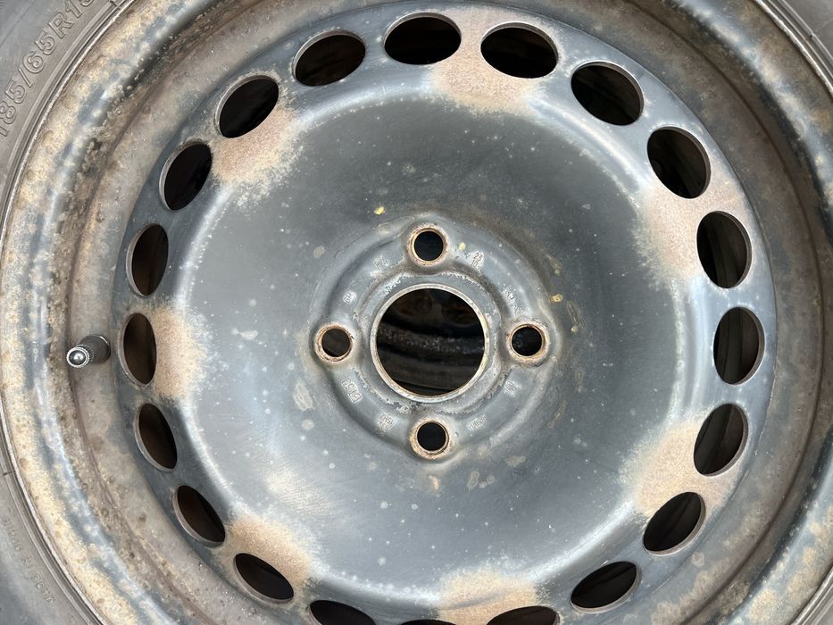 Koła zimowe Opel Astra G 4x100 185/65R15 Opony zimowe Dunlop Firestone