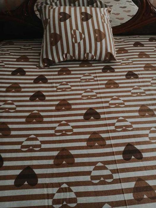 Постільна білизна із ніжної і теплої фланелевої тканини .