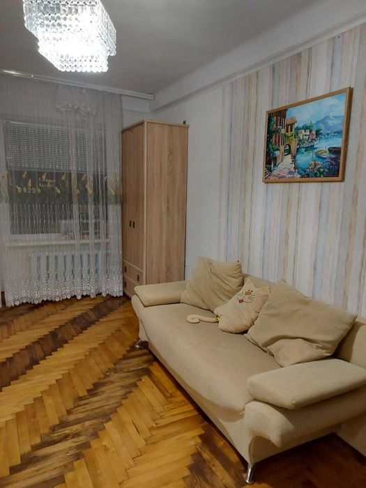 Сдам 3-х квартиру на Бабурке,в районе ост."школа"