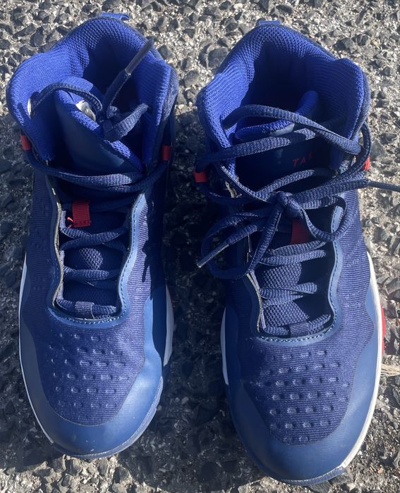 Tenis basket criança semi novos 38