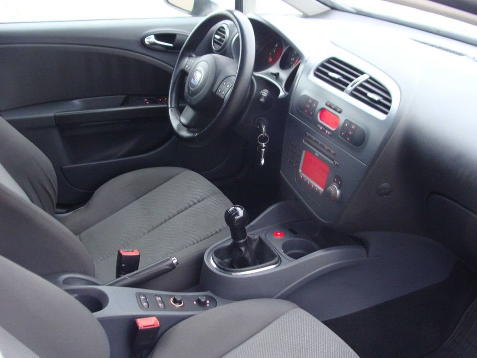 Piękny Leon 1,6Benz  MPI  101KM  HIT!!!