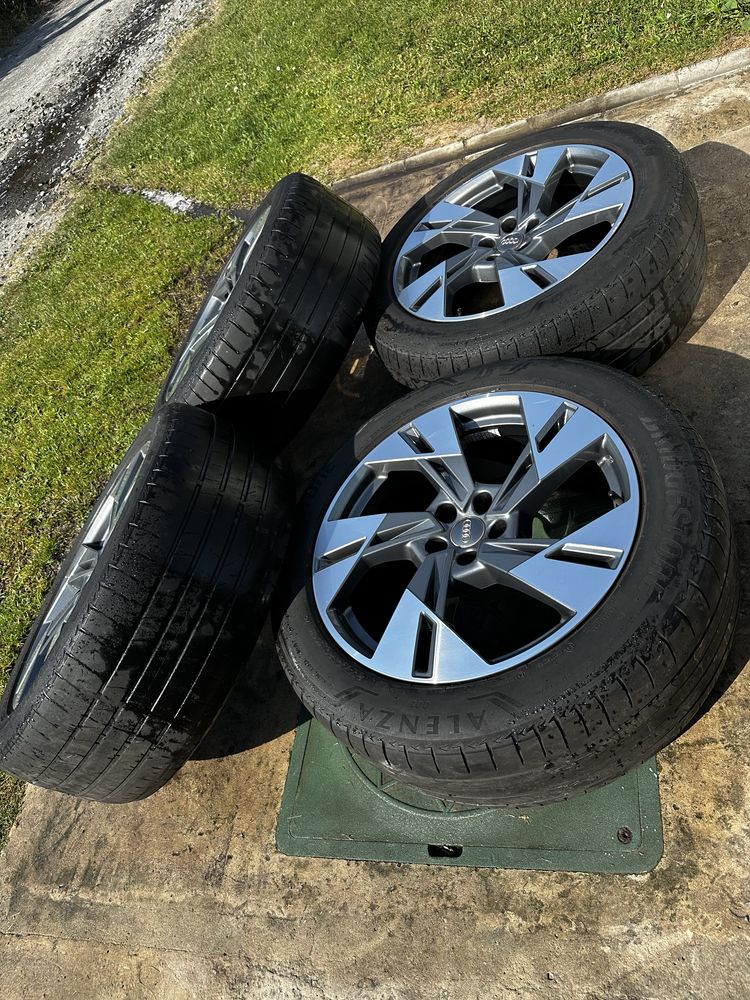 Диски 5/112 R19 Audi E-Tron Q2 A3 Q5 SQ5 A6 A8 All Road Q3 Q4 R8 RS S3
