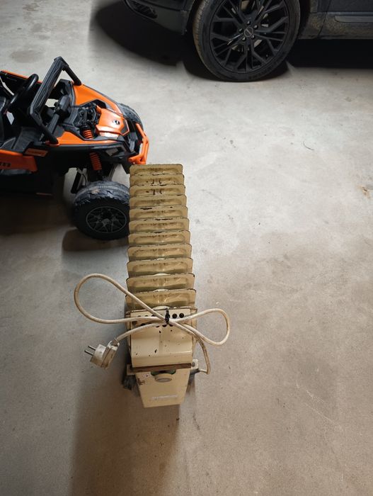 Grzejnik olejak, ogrzewacz wewnętrzny