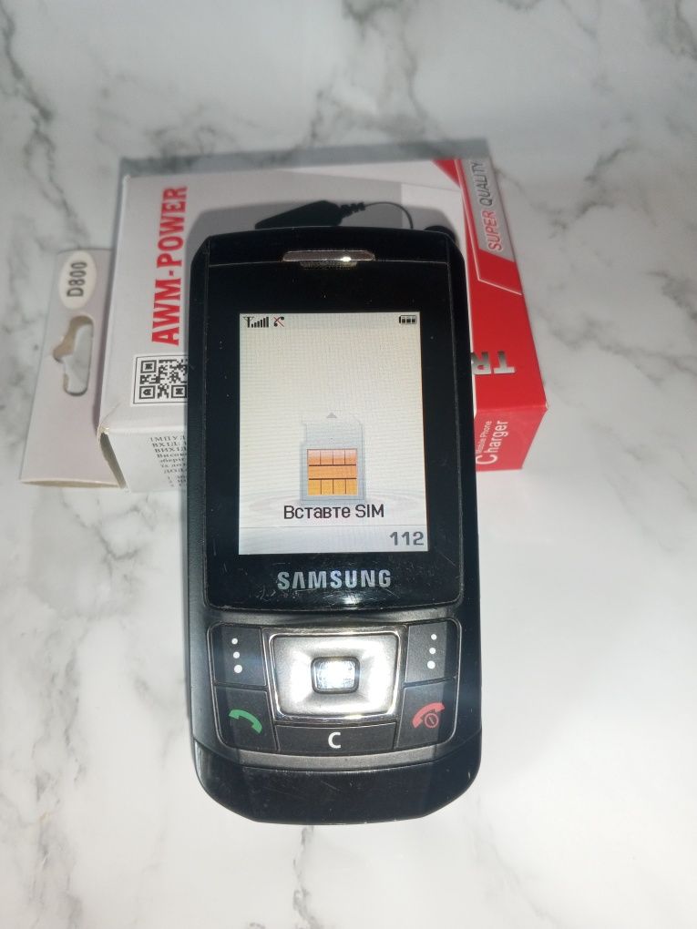 Телефон Samsung SGH-D900