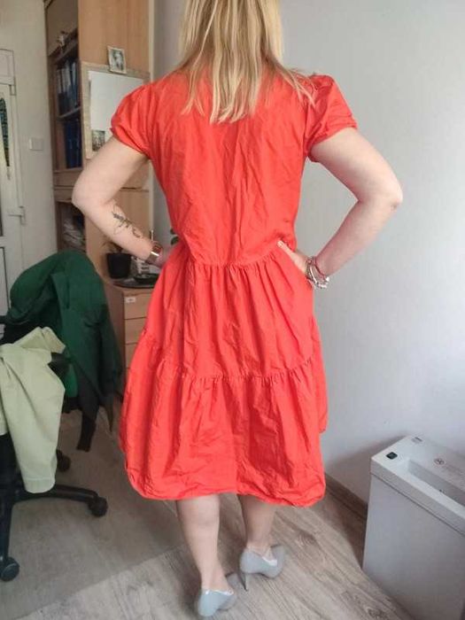 sukienka bawełniana rozm. XL firmy Reserved