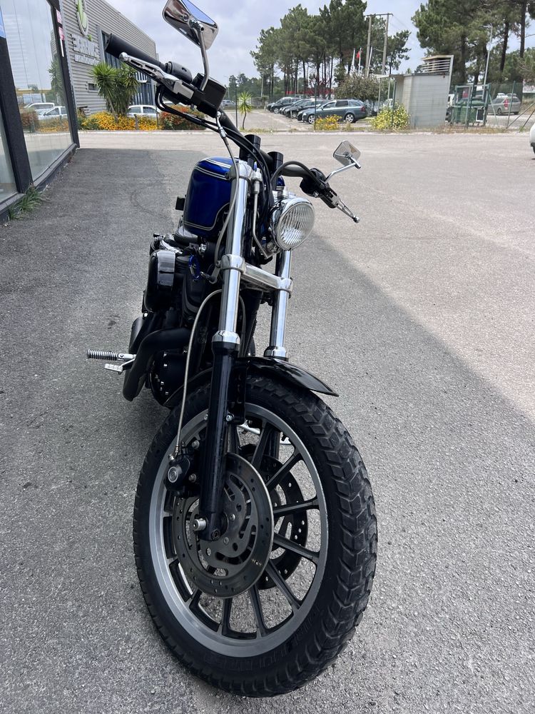 Harley Davidson 883