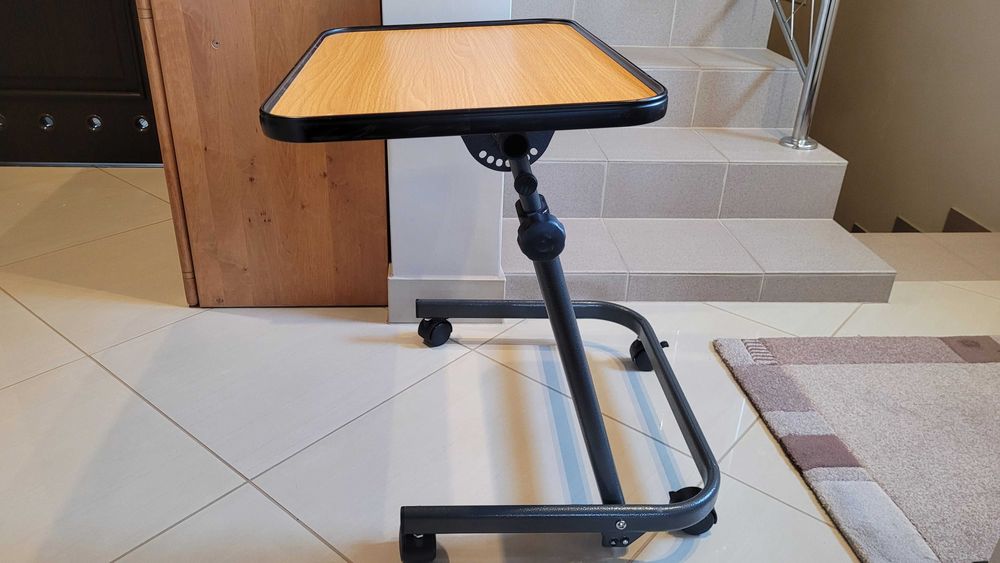 Stolik do karmienia stolik przyłóżkowy stolik medyczny germany