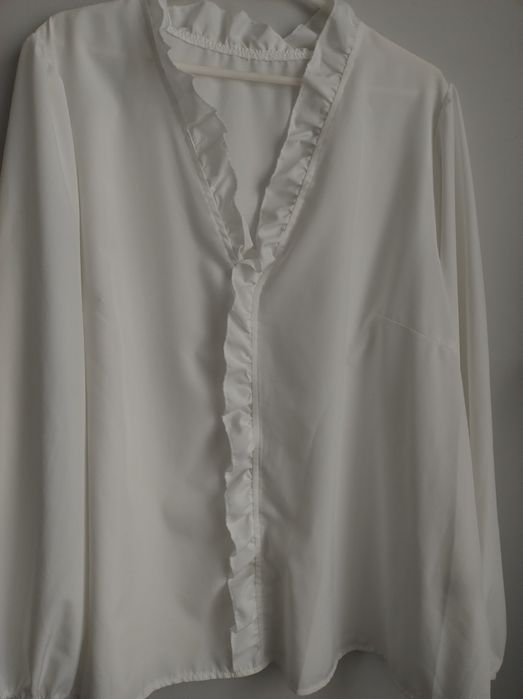 Bluzka biala, koszulowa nowa 54