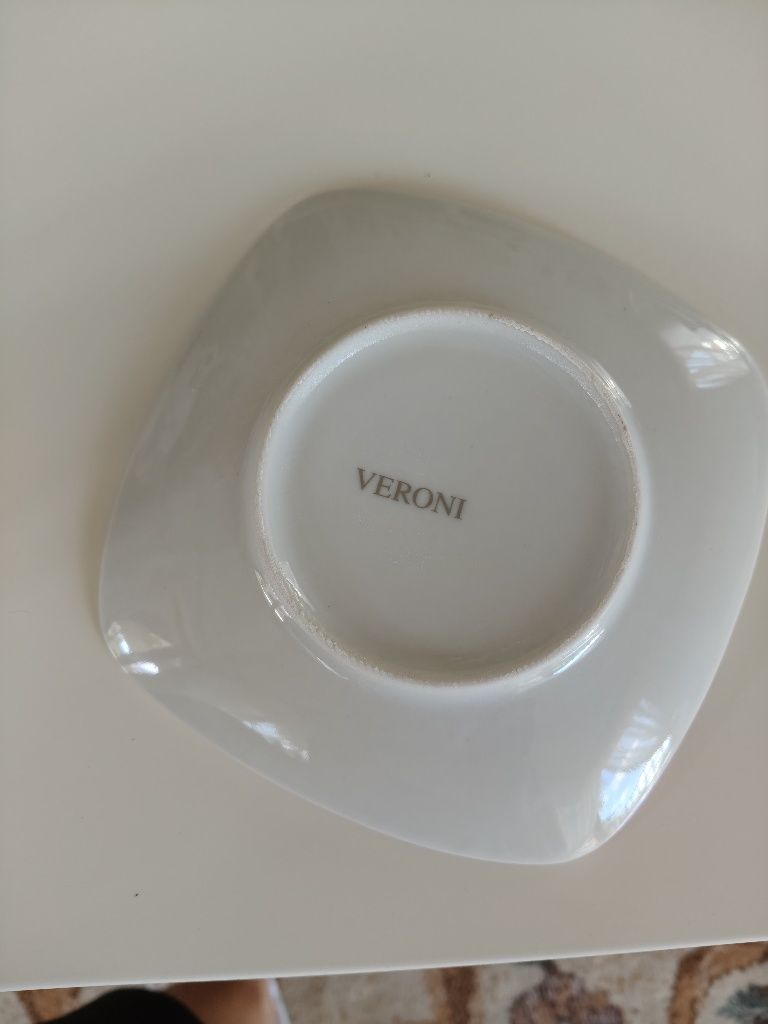 Filiżanki porcelanowe Veroni 2 szt. Nowe
