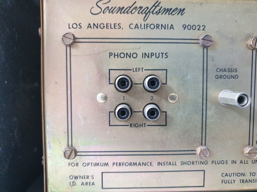 Soundcraftsman pe-2217 przedwzmacniacz  z korektorem
