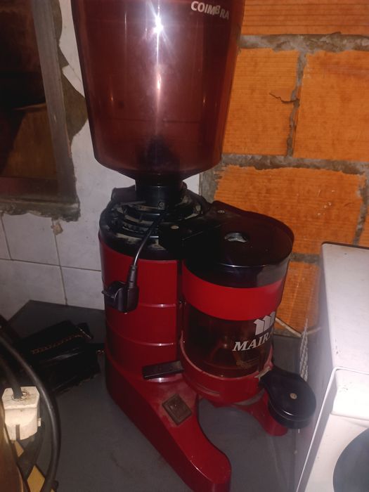 Moinho de café como novo