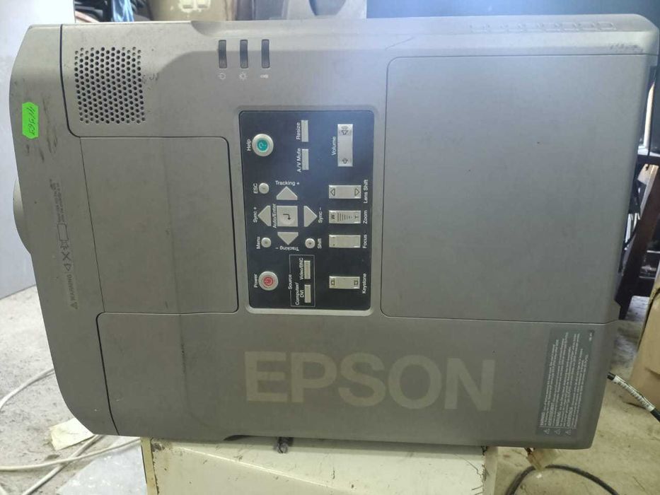 Проектор EPSON  8300