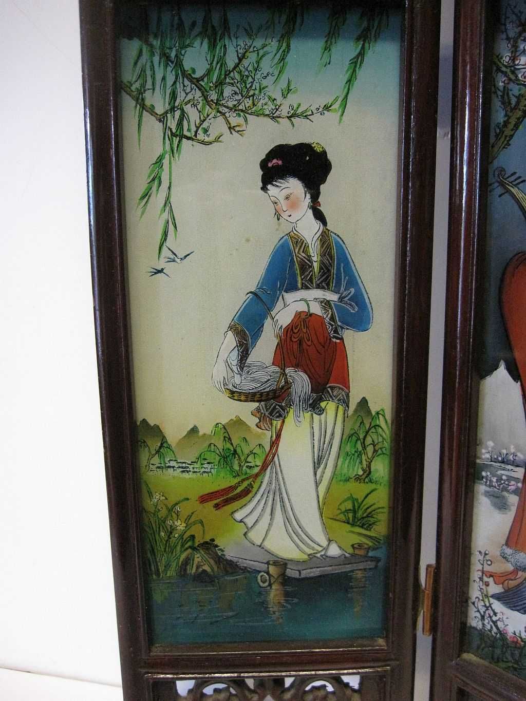 vintage biombo chinês de mesa em madeira com pintura reversa de vidro