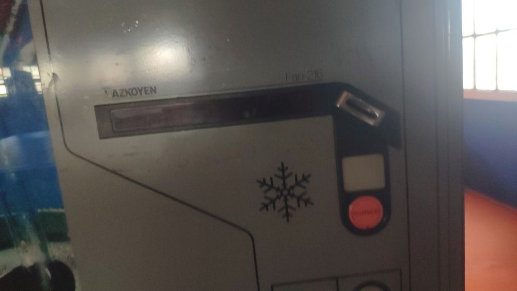 Máquina vending Azkoyen