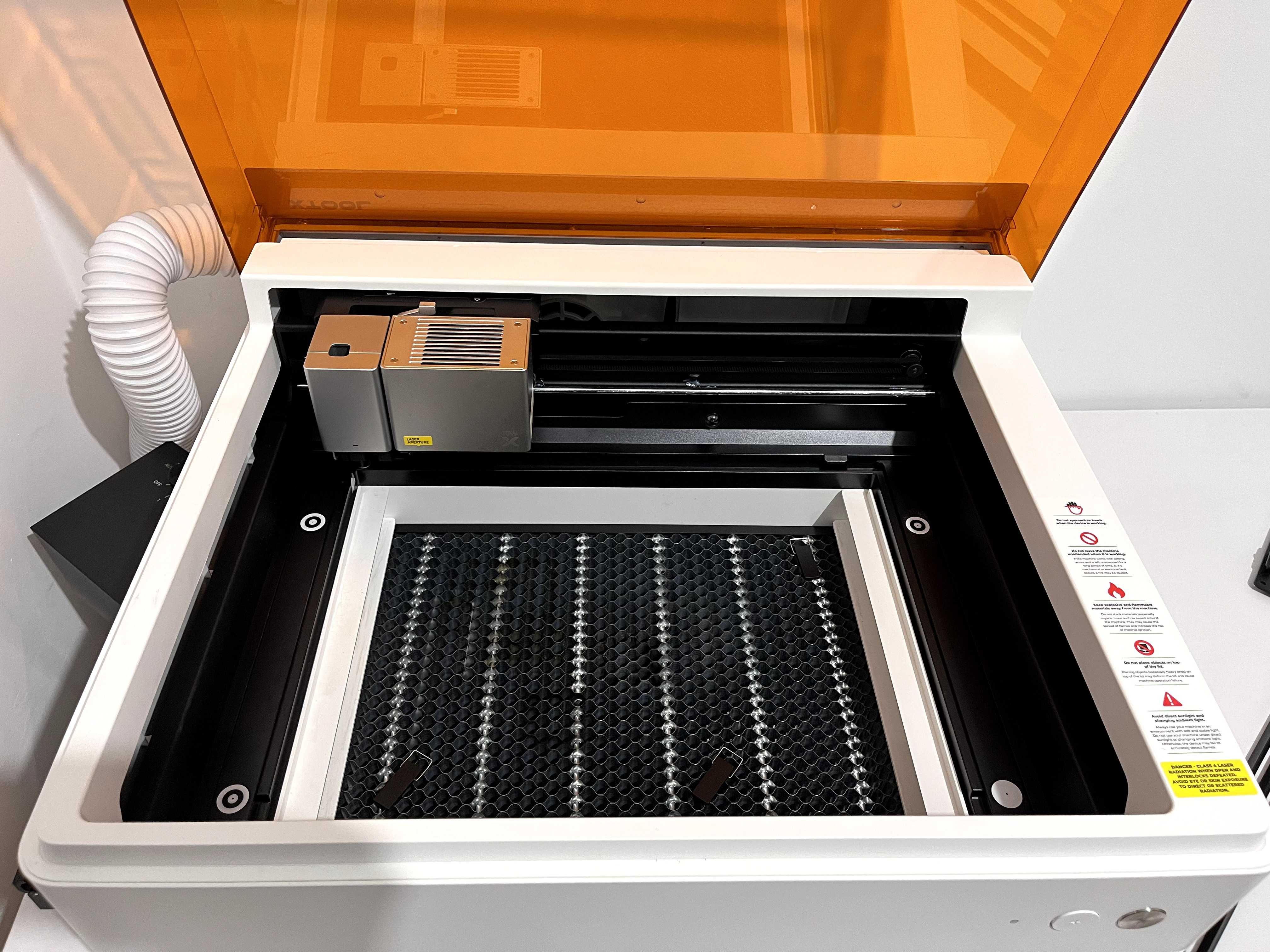 Máquina Laser M1 Ultra xTool - Semi-nova + Riser Base Kit