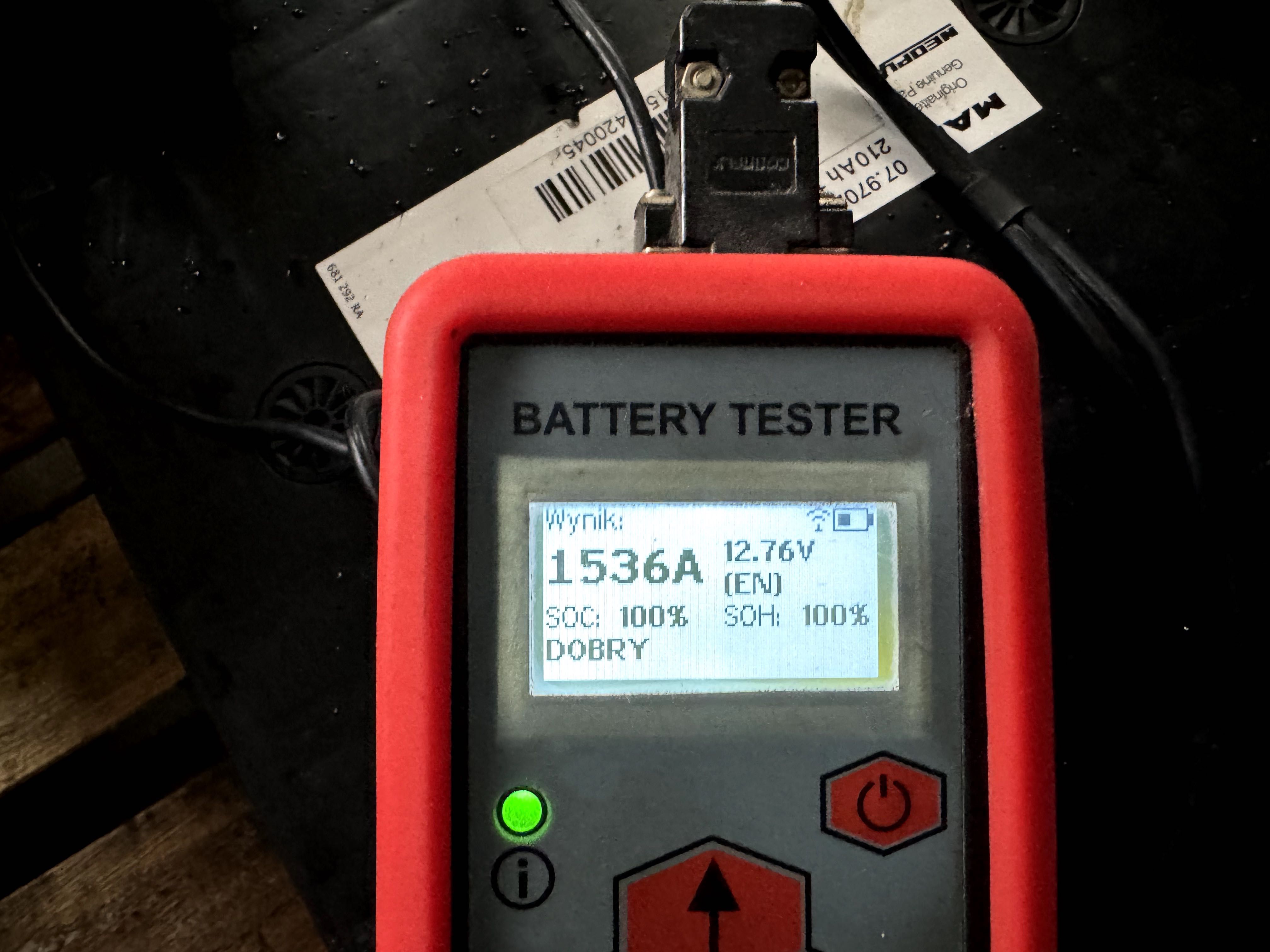 magazyn energii Akumulator AGM 210Ah