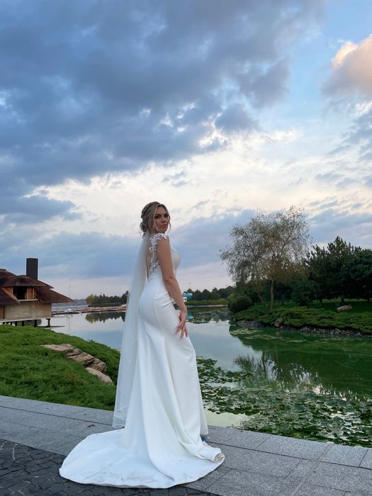 Весільна   сукня