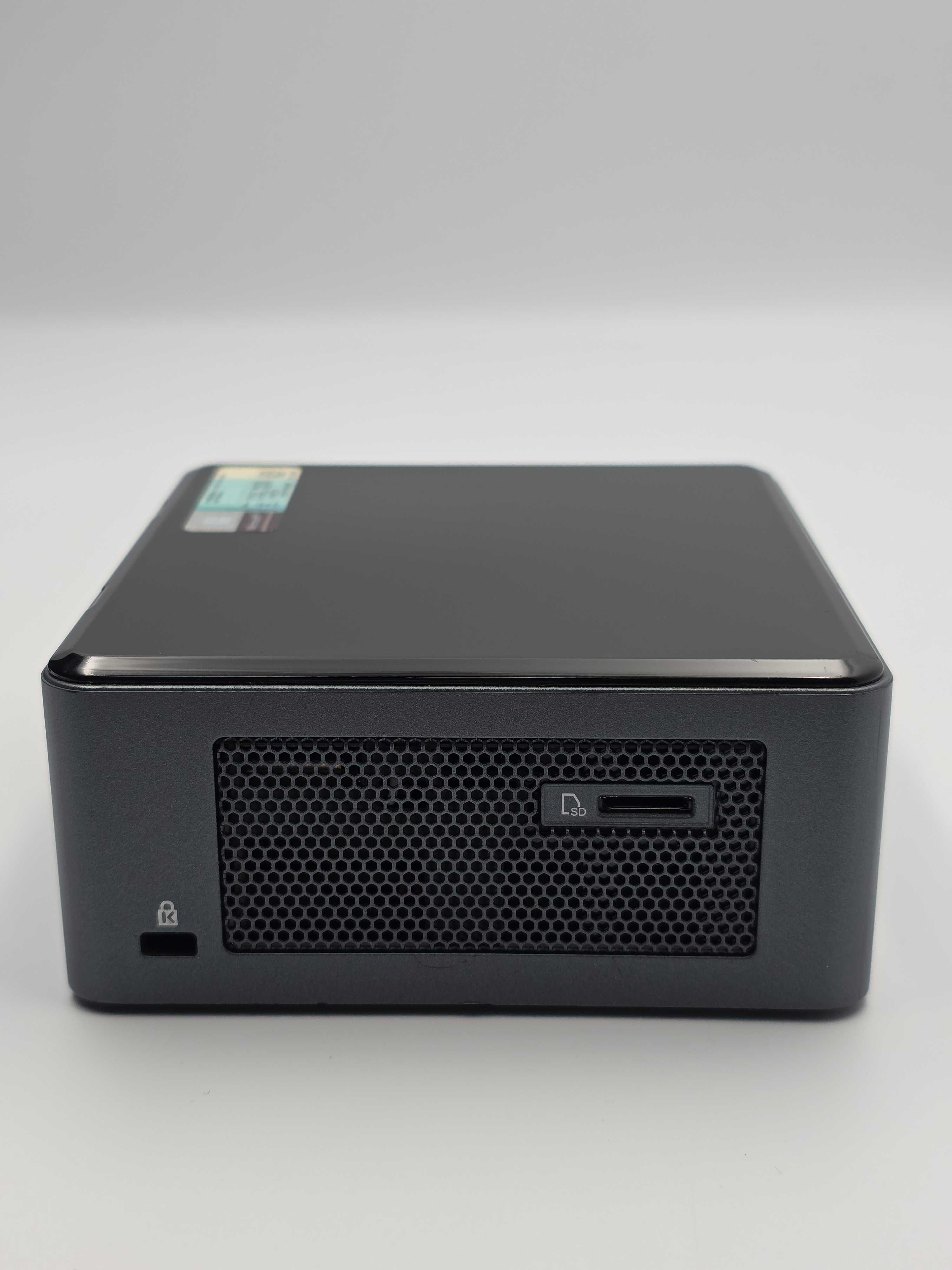 Micro PC Intel NUC NUC8i3BEH - GWARANCJA 6 miesięcy  - WYSYŁKA