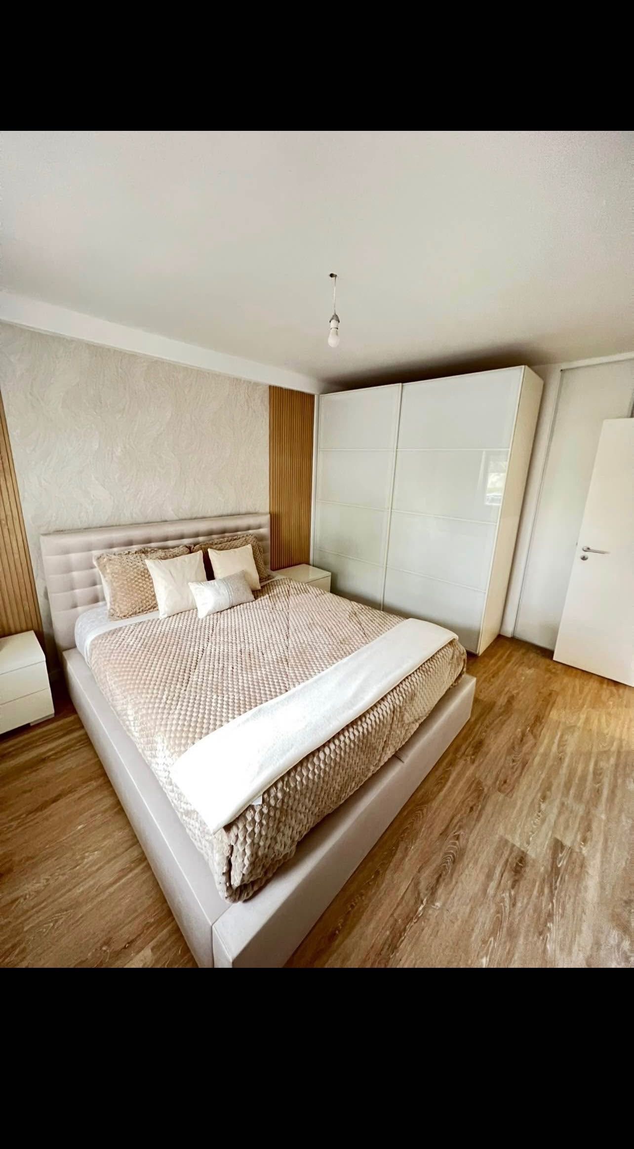 T2, remodelado, Odivelas, 1500€ (negociável)