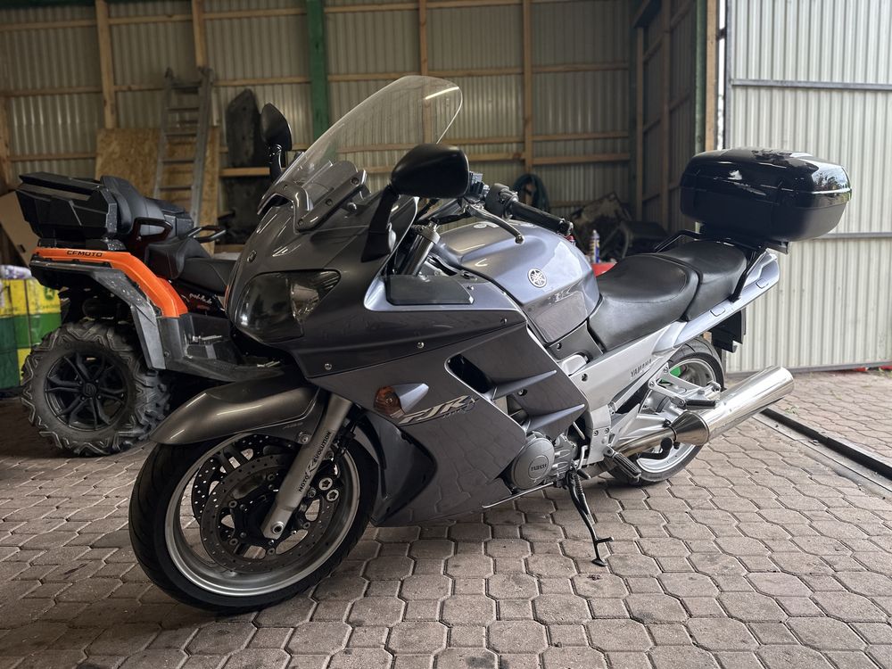 Yamaha FJR 1300 stan bdb 2003r