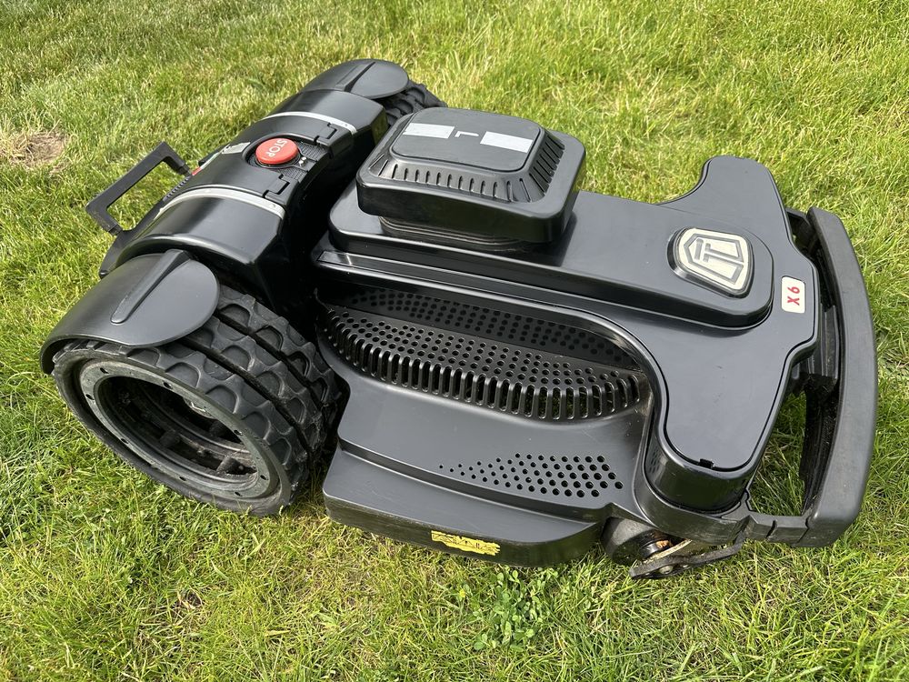 Robot koszacy Oferta specjalna ambrogio 4.36 tech line x6 6000m2
